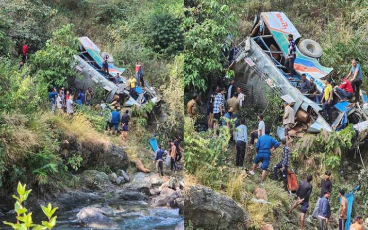 Big Accident: खाई में गिरी बस! 38 लोगों की मौत तो कई घायल, बढ़ सकता है मृतकों का आंकड़ा