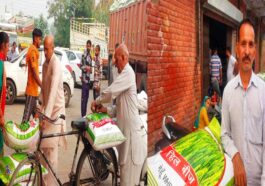 HP News: किसानों को घरद्वार पर मिल रहे सस्ते दामों पर बेहतर गुणवत्ता के बीज! हो रहा उन्नत किस्मों के बीजों का वितरण