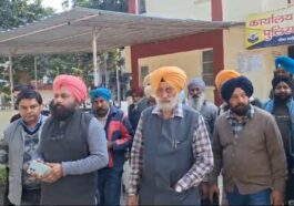 Paonta Sahib: गन्ना की ढुलाई करने वाले ट्रक चालकों से रियायत बरतने की मांग! पांवटा साहिब में डीएसपी से मिले किसान…