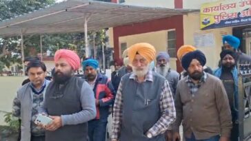 Paonta Sahib: गन्ना की ढुलाई करने वाले ट्रक चालकों से रियायत बरतने की मांग! पांवटा साहिब में डीएसपी से मिले किसान…