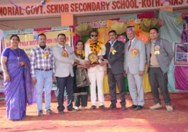 Paonta Sahib: शहीद कमलकांत मेमोरियल स्कूल में वार्षिक उत्सव ‘नवरंग’! आदित्य और स्नेहा बने ‘बेस्ट स्टूडेंट ऑफ द ईयर’