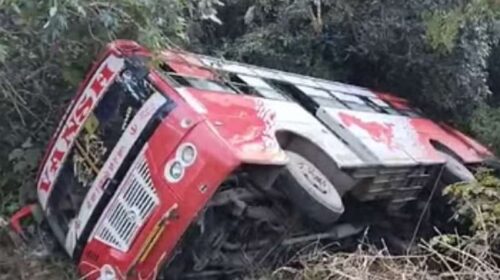 Himachal Bus Accident: पंजाब से श्रद्धालुओं को लेकर हिमाचल आई निजी बस खाई में गिरी! जानिए पूरी अपडेट