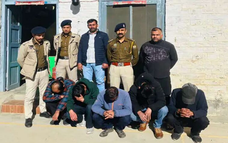 Himachal Crime News: हिमाचल में पुलिस की बड़ी कार्रवाई! पकड़े पांच नशा तस्कर, ऐसे काबू किए आरोपी