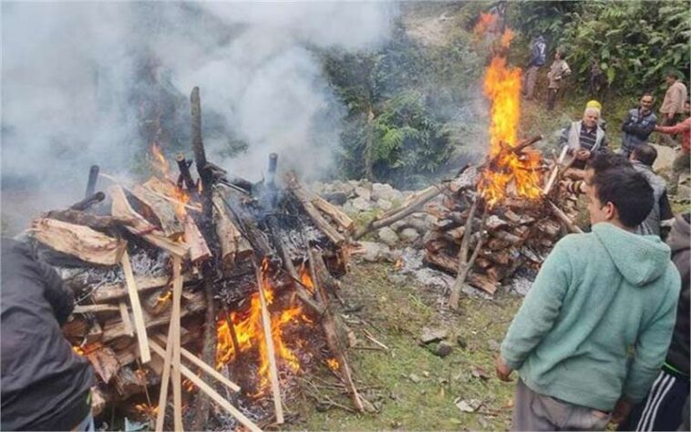 Himachal News Update: बड़े भाई की मौत का सदमा बर्दाश्त न कर सका छोटा भाई! दोनों की एक साथ जली चिता