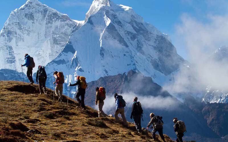 HP News: दिन में खुले करेरी लेक, त्रिउंड और आदि हिमानी चामुंडा ट्रैकिंग रूट! नाइट ट्रैकिंग पर रोक