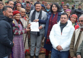 Himachal Latest News: तांदी गांव में विशेष राहत पैकेज के स्वीकृति पत्र प्रदान! मिलेगी सात लाख की राशि