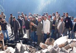 Himachal News: मुख्यमंत्री ने आग से प्रभावित घटनास्थल का किया दौरा! घर बनाने के लिए दिए जाएंगे सात लाख