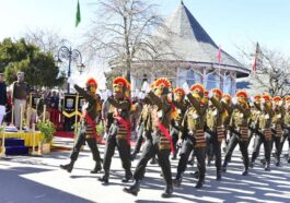 Republic Day: हिमाचल में हर्षोल्लास के साथ मनाया गया गणतन्त्र दिवस! राज्यपाल ने रिज पर फहराया तिरंगा