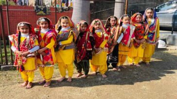 Paonta Sahib: इंडियन पब्लिक स्कूल में धूमधाम से मनाया गया लोहड़ी का पर्व! ये रहे खास कार्यक्रम…