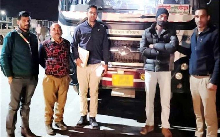 Himachal Crime News: एचआरटीसी बसों को बनाया तस्करी का जरिया! अब चरस सहित दबोचा पंजाब का युवक