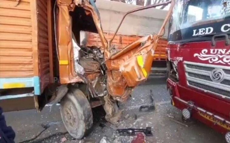 Accident In Himachal: हिमाचल में बस और ट्रक के बीच जोरदार भिड़ंत! हादसे में चालक गंभीर घायल