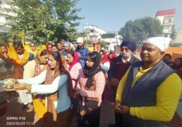 Paonta Sahib: बीबी जीत कौर स्कूल में अनूठे अंदाज में मनाई गई बसंत पंचमी