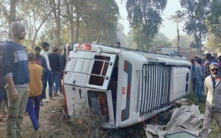 हिमाचल के श्रद्धालुओं की बस उत्तर प्रदेश में हादसे का शिकार! 15 जख्मी, महिला की हालत गंभीर