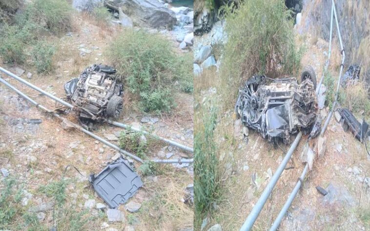 Accident In Himachal: पहाड़ी से खड्ड में गिरते ही गाड़ी के उड़े परखच्चे! चालक सहित युवती जख्मी..