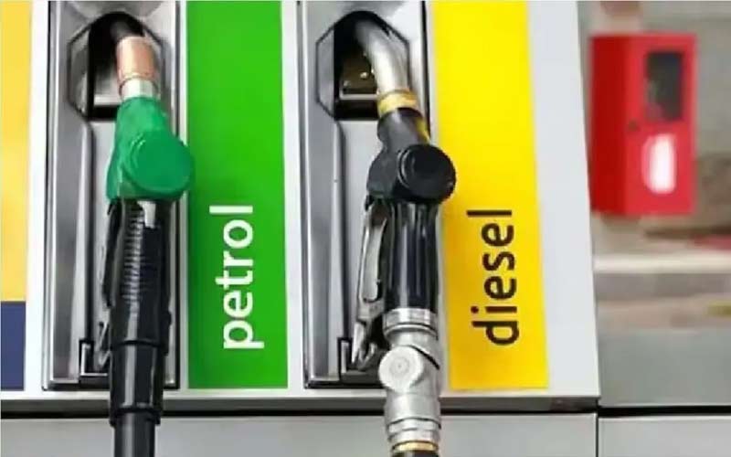 HP News: भारी बारिश के बाद सड़कें बंद! पेट्रोल पंपों को आपातकालीन सेवाओं के लिए रिज़र्व स्टॉक रखना अनिवार्य