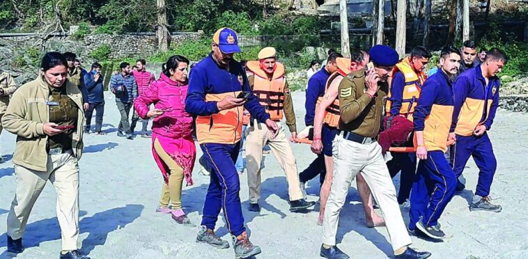 Himachal News : पिता ने फोन चलाने को मना किया तो बेटी ने उठा लिया खौफनाक कदम, व्यास नदी में कूद लगाया मौ**त को गले…..