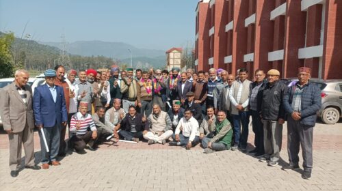 Paonta sahib : पुलिस पेंशनर्स कल्याण संगठन सिरमौर की मासिक बैठक का हुआ आयोजन! सरकार करें पूरी मांगे नहीं तो होगा प्रदर्शन