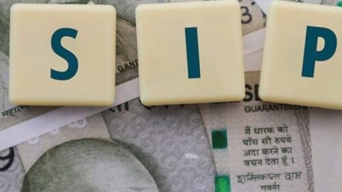 SIP से बनाएं 4 करोड़ का फंड: छोटी बचत, बड़ा फायदा! जानिए स्मार्ट चयन की रणनीत…..