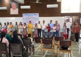 अनूठी मिसाल ! नवरात्रि में रोटरी पावंटा ने छात्राओं को दी साइकिल, महिला सशक्तिकरण की नई पहल