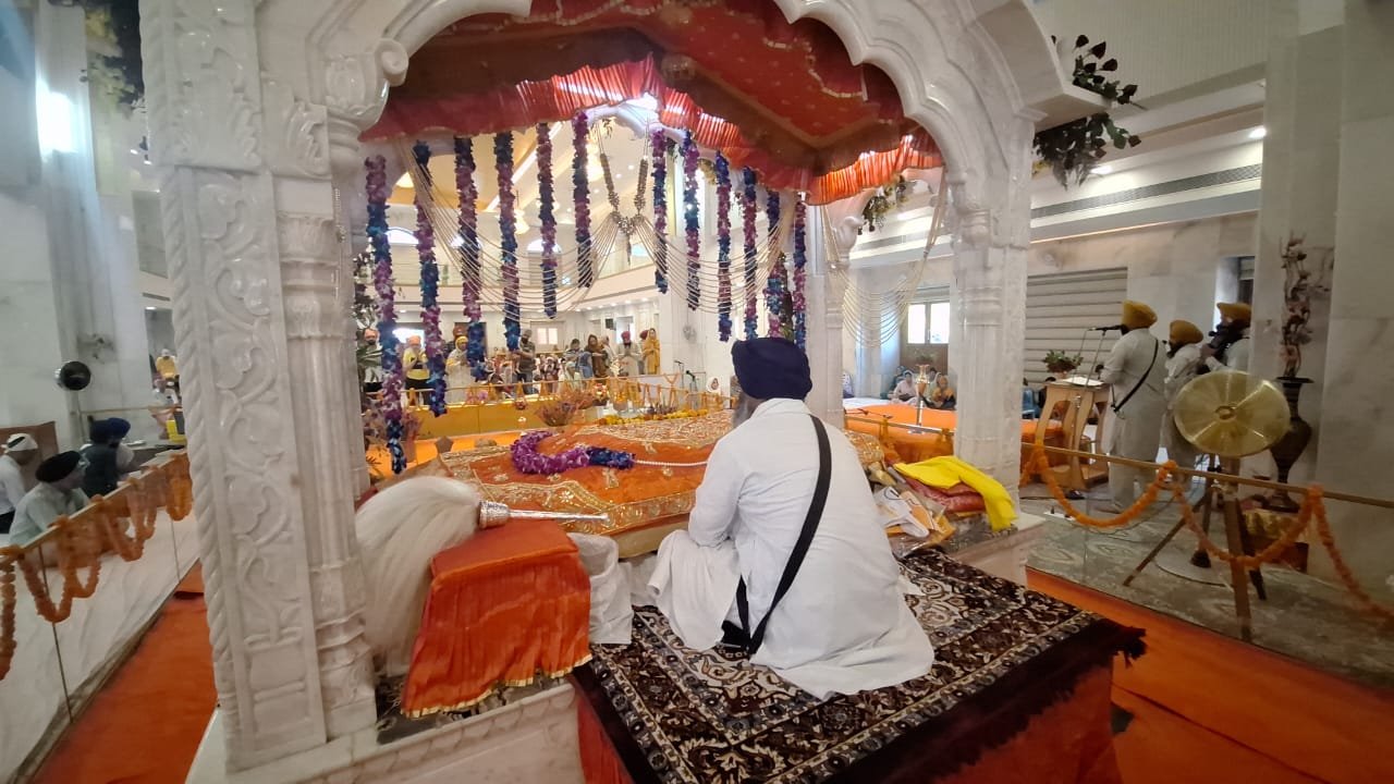 पांवटा साहिब में बैसाखी की धूम, श्री गुरुद्वारा साहिब में उमड़ा श्रद्धालुओं का सैलाब