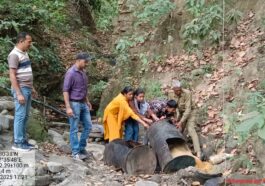 पांवटा साहिब के जंगल में अवैध कच्ची शराब का भंडाफोड़! वन विभाग ने 600 लीटर लाहन किया नष्ट