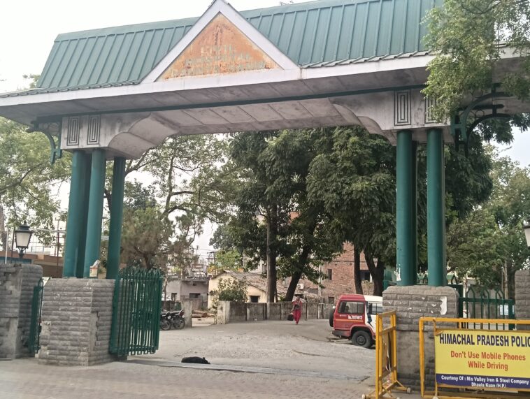 Paonta Sahib : 12वीं कक्षा के छात्र ने उठाया खौफनाक कदम! ऐसे लगाया मौ+त को गले….