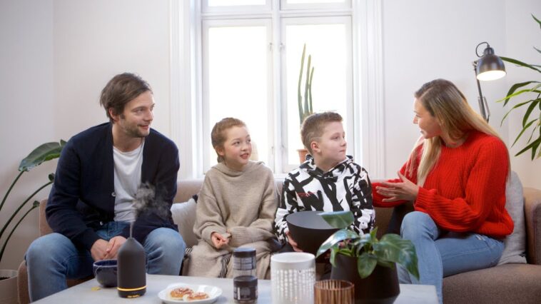 Parenting Tips : बच्चों को संस्कारी और अनुशासित बनाने के 5 आसान तरीके
