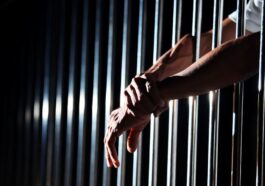 Himachal Latest News: अब परीक्षा में नकल करने और करवाने वालों की खैर नहीं! 10 साल कैद के साथ भुगतना होगा एक करोड़ जुर्माना