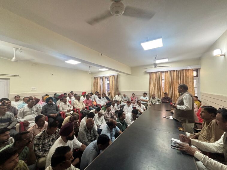 पांवटा साहिब में भाजपा की बैठक: पंचायत चुनाव की रणनीति बनी, कांग्रेस पर साधा निशाना…