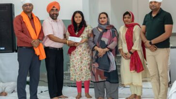 Paonta sahib: कॉलर्स होम स्कूल में सुखमनी साहिब पाठ और सम्मान समारोह का आयोजन