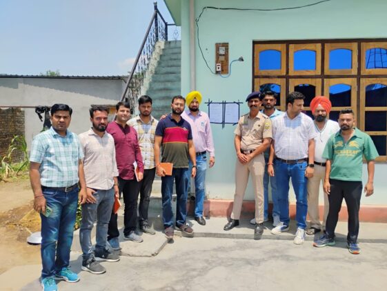 पांवटा साहिब: विद्युत कर्मियों से मारपीट पर फूटा गुस्सा, दोषियों पर सख्त कार्रवाई की मांग