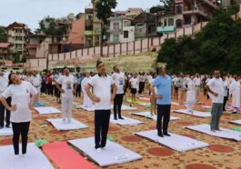 Sirmour News: नाहन के चम्बा ग्राउंड में 11वें अन्तर्राष्ट्रीय योग दिवस का आयोजन
