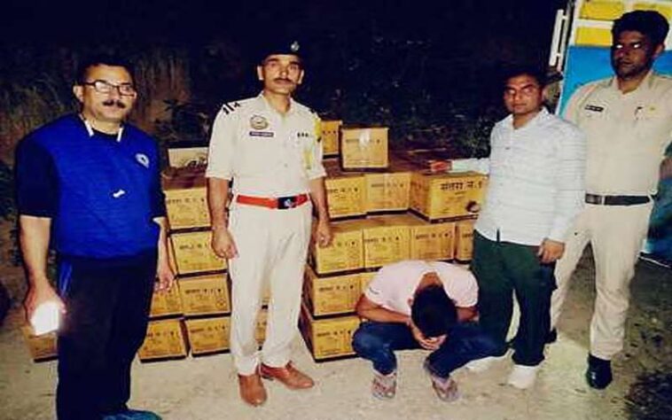 Himachal Crime News: शिमला में बोलेरो से पकड़ी शराब की 144 पेटियां! सिरमौर का चालक काबू