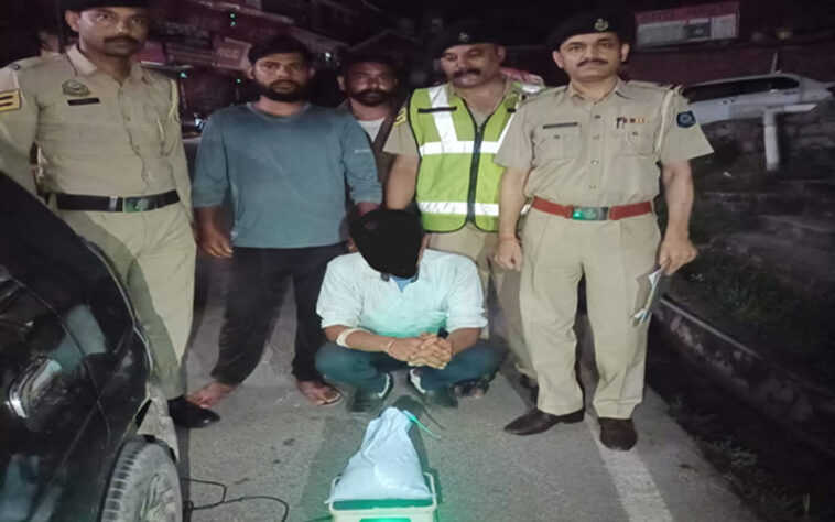 Sirmour News: सिरमौर में गाड़ी से नशे की बड़ी खेप बरामद! सोलन का व्यक्ति काबू