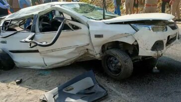 Accident In Himachal: सड़क से लुढ़क कर खाई में गिरी कार! 18 वर्षीय युवक की मौत, 6 घायल