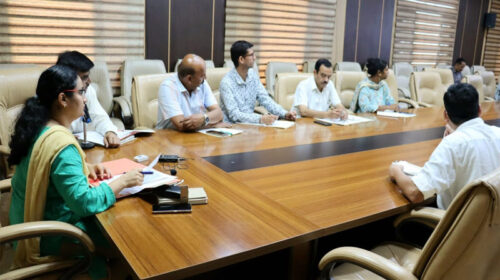 Sirmour News: स्वच्छ पेयजल उपलब्ध कराने के लिए नियमित जांच करेगा विभाग! डीसी ने दिए आदेश