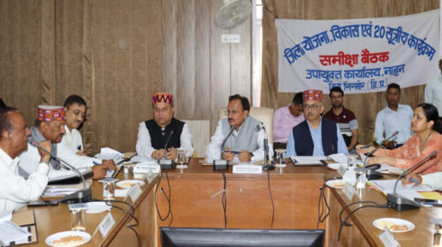 Sirmour News: जिला प्रशासन मानसून के लिए करें पुख्ता तैयारियां- हर्षवर्धन चौहान