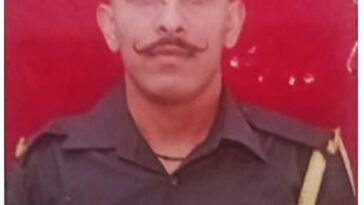 Sirmour News : सीने पर देश का नाम था… इसलिए मौत भी सलाम कर गई! लांस नायक मनीष ठाकुर हुए शहादत को प्राप्त