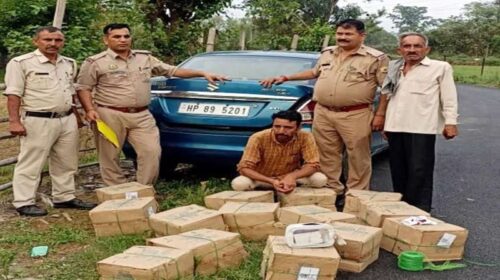 Himachal Crime News: गाड़ी में हो रही थी शराब की सप्लाई! पुलिस ने पकड़ी 14 पेटियां, चालक काबू
