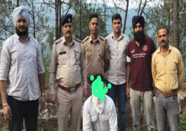 Paonta Sahib: पुलिस कर्मियों पर हमले का मुख्य आरोपी गिरफ्तार! हाईकोर्ट ने रद्द की जमानत याचिका