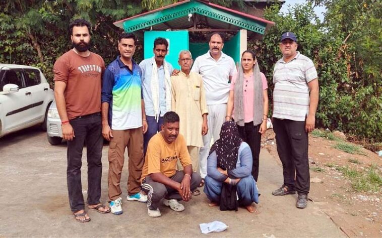 Himachal Crime News: पुलिस ने घर में की छापेमारी! चरस सहित पति-पत्नी गिरफ्तार