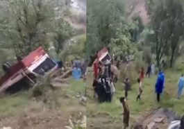हिमाचल में बड़ा हादसा: खाई में गिरी निजी बस! मची चीख-पुकार, 15 से ज्यादा लोग….
