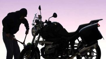 Paonta Sahib: घर से बाहर से 2.50 लाख की बुलेट उड़ा ले गए शातिर! तलाश में जुटी पुलिस