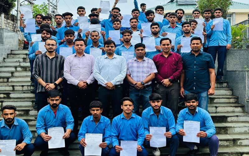 Himachal News Update: दो दिवसीय कैंपस प्लेसमेंट ड्राइव का आयोजन! 164 को मिली नौकरी