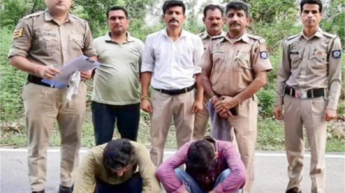 Himachal Crime News: हिमाचल में बाइक पर हेरोइन लेकर जा रहे थे दो युवक! पुलिस ने जाल बिछाकर ऐसे किए काबू