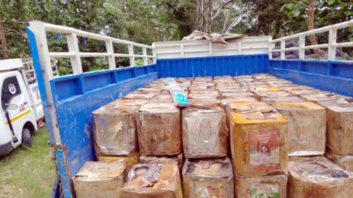 Himachal Crime News: हिमाचल में बिरोजा से भरे 126 टीन पकड़े! अवैध तरीक़े से गाड़ी में हो रही थी सप्लाई