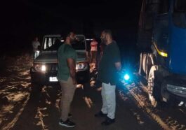 HP News: अवैध खनन पर प्रशासन की आधी रात को छापेमारी! तीन टिप्पर और एक पोकलेन जब्त