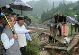 CM Sukhu: सीएम सुक्खू ने किया आपदा प्रभावित क्षेत्रों का दौरा! घर बनाने को मिलेंगे 7 लाख रूपए