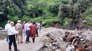 HP News: केंद्रीय टीम ने आपदा प्रभावित क्षेत्रों का किया दौरा! प्राकृतिक आपदाओं के कारणों का लगाएगी पता…..