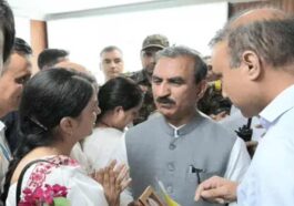 CM Sukhu: मुख्यमंत्री ने सराज के आपदाग्रस्त क्षेत्रों का किया दौरा! सम्पर्क मार्गों की शीघ्र बहाली के निर्देश